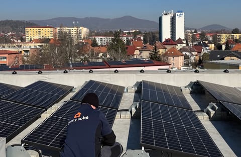 5 důvodů, proč chtějí předsedové SVJ právě fotovoltaiku Domy sobě