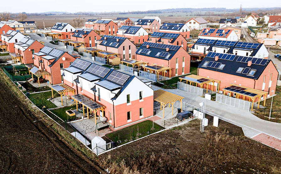 Veolia + Domy sobě = nejlepší řešení fotovoltaiky pro SVJ a bytová družstva i v roce 2024