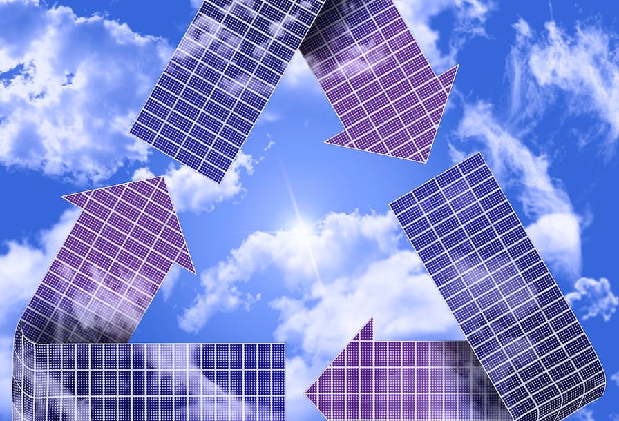 Znáte největší mýty o fotovoltaice? Nevyplatí se, recyklace vás bude stát majlant a další hlouposti